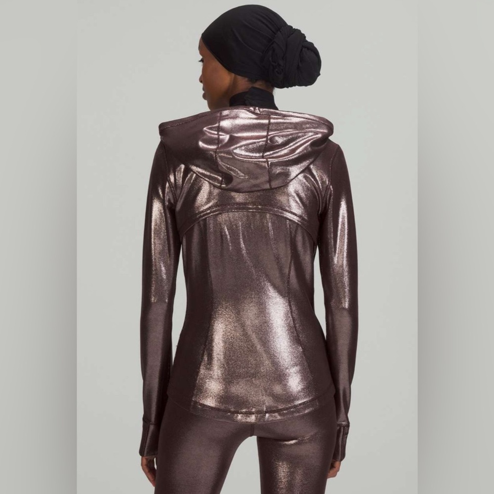 Lululemon Hooded Define Jacket *Shine
Radiate Foil Print French Size 8